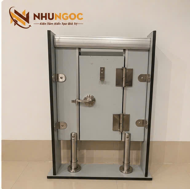 phụ kiện tấm vệ sinh compact